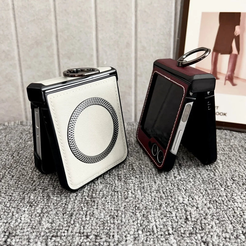 Case | Capa Linha Z Flip em Couro com anel e suporte magsafe