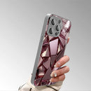 Capa Cristalizada Geométrica Ultra Realista - iPhone 11 ao 17 Pró Max